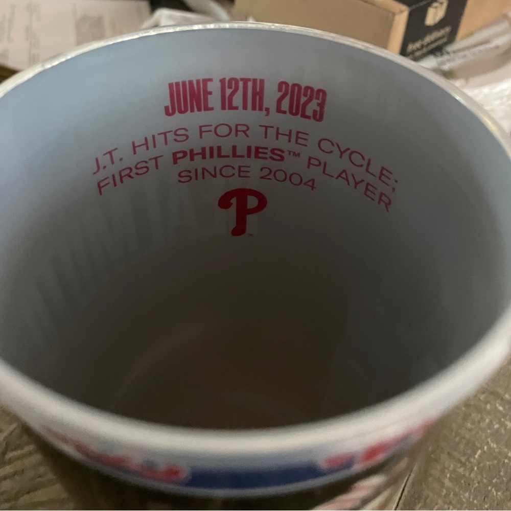 PHILLIES J.T Realmuto plastic Collectors Cup - Picture 7 of 7